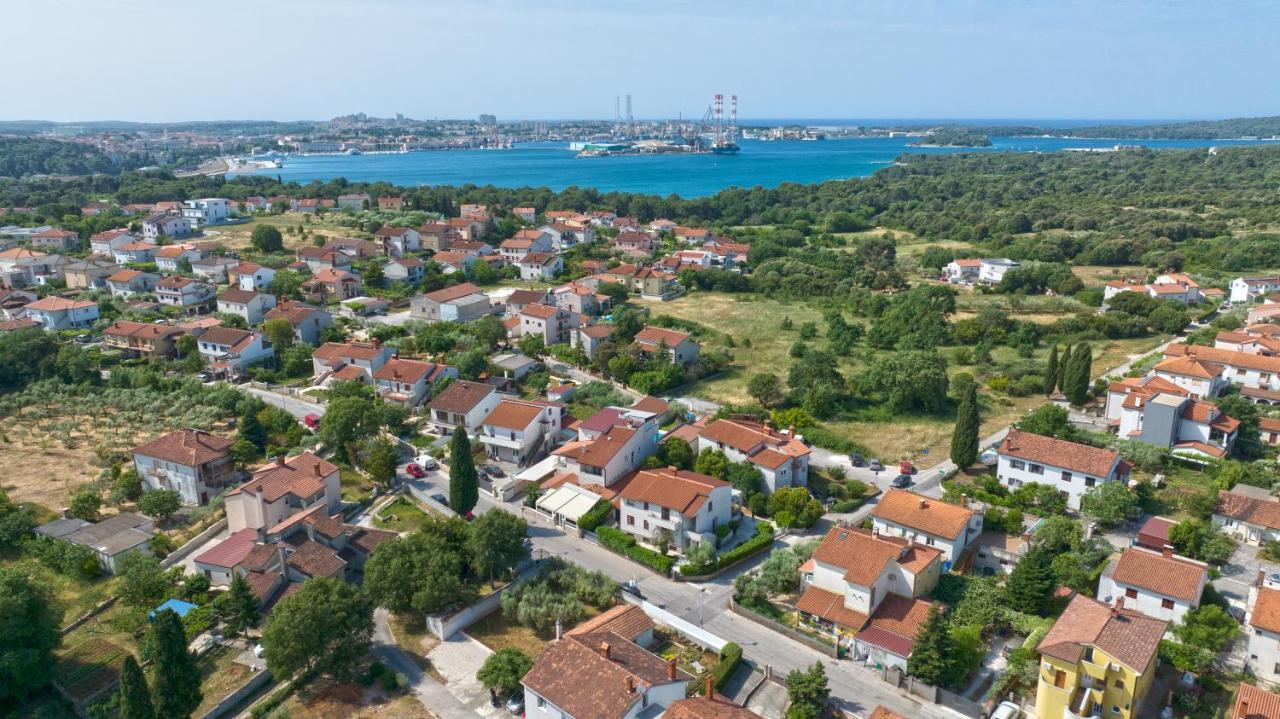 Apartments E&M Póla Kültér fotó